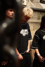 BELONGINGS TEE