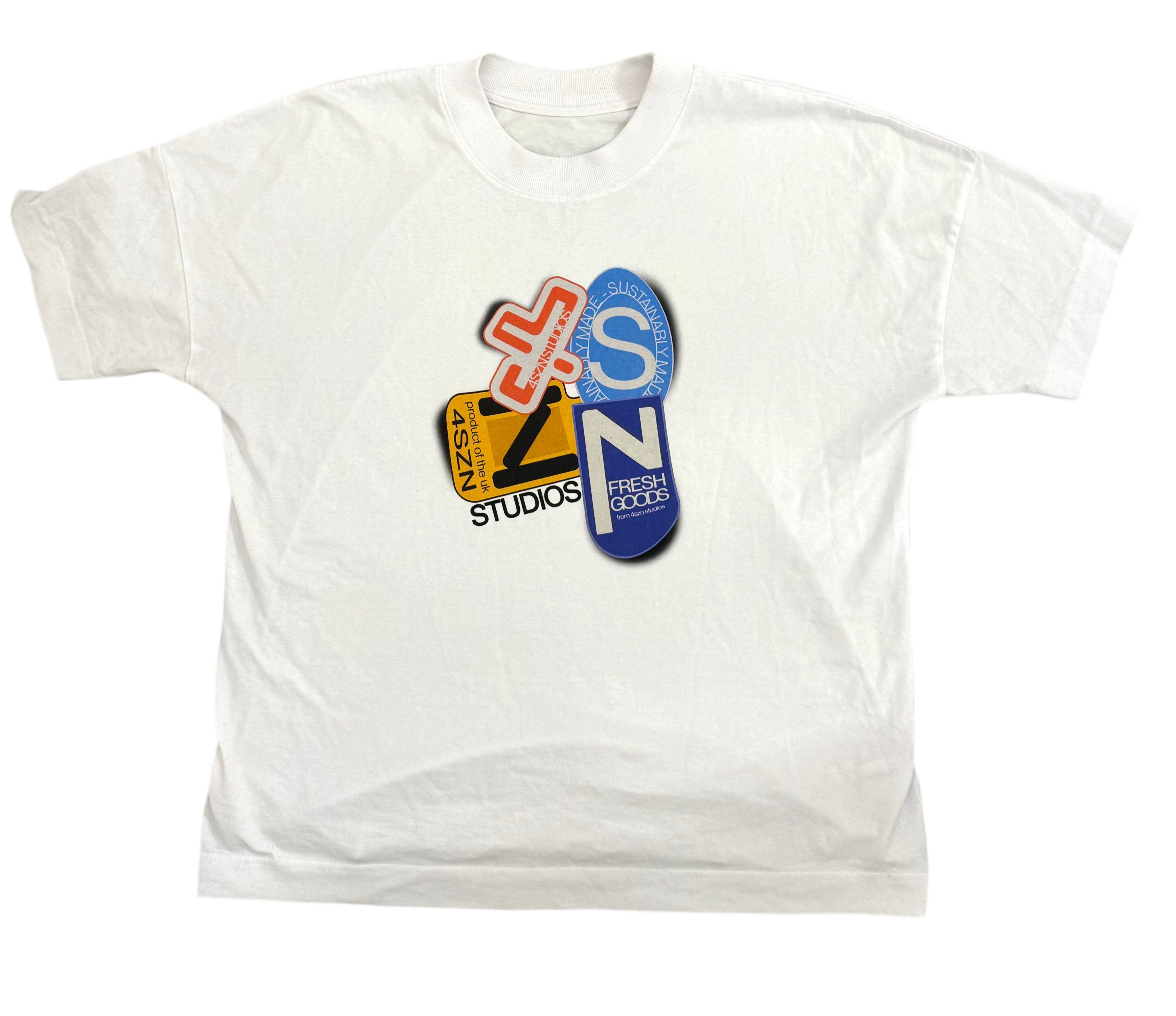 STICKER TEE